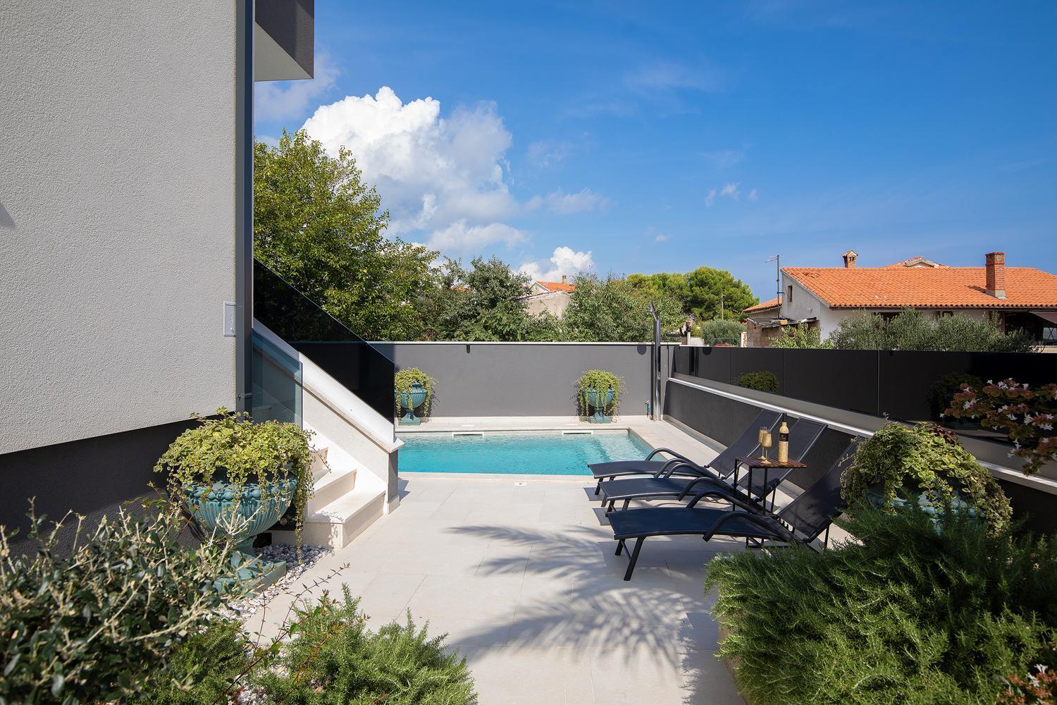 Apartments Sara II Liznjan Ngoại thất bức ảnh