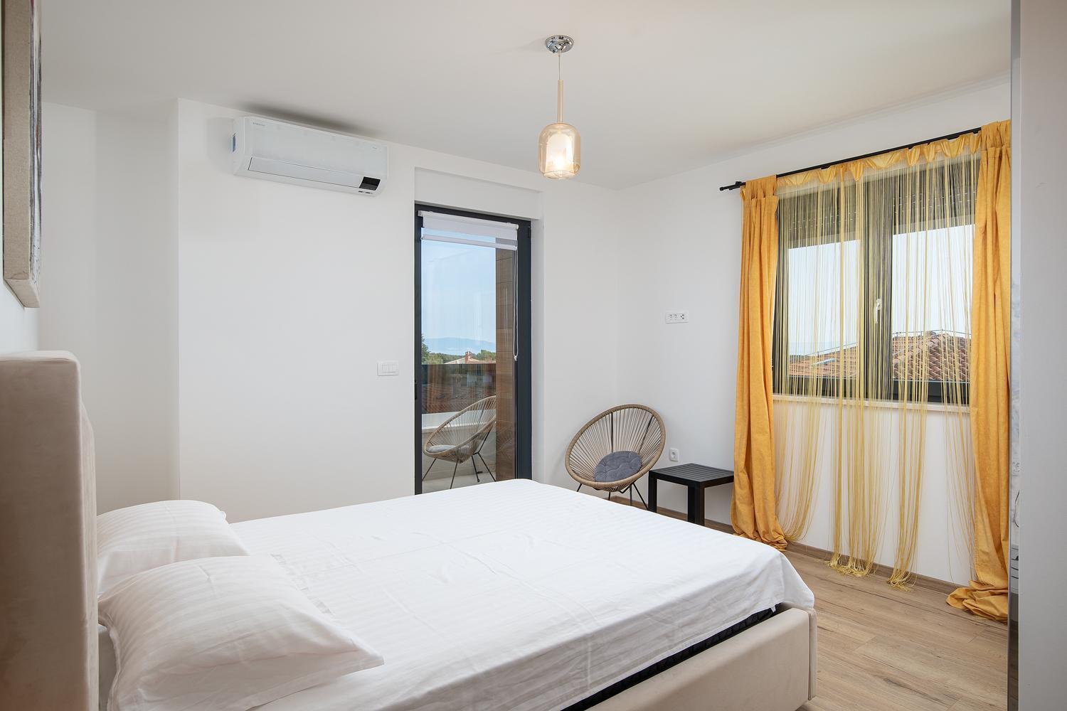 Apartments Sara II Liznjan Ngoại thất bức ảnh
