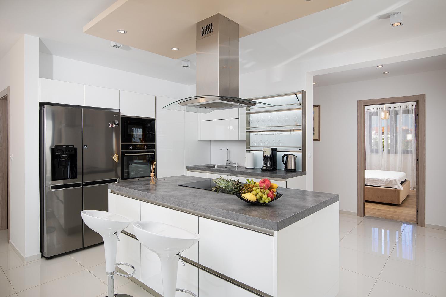 Apartments Sara II Liznjan Ngoại thất bức ảnh